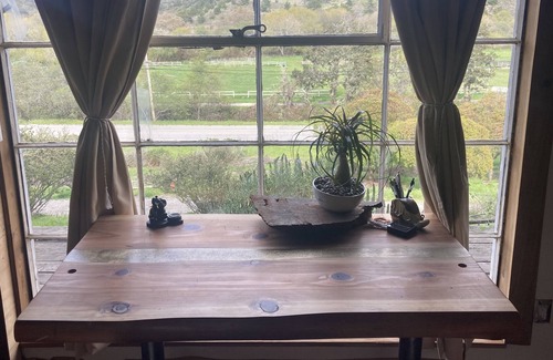 Pescadero Apartment | The rustic Slumberjack, your launchpad for all activities in the area
