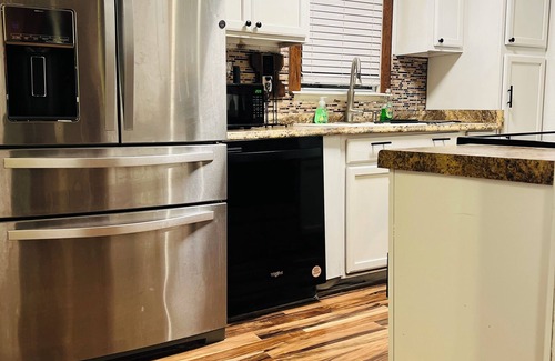 Lindale House | The Sabine River Retreat