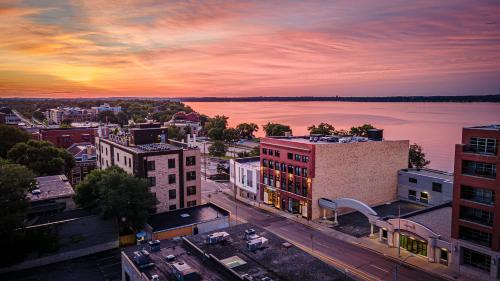 Madison Hotel | The Saddlery Madison