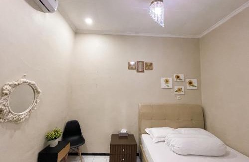 Blimbing House | The Safa Baiti Guest House Syariah