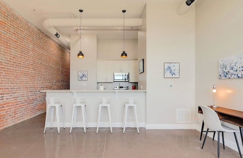 Newport News Apartment | The Safe House Downtown Newport News
