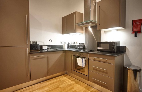 Manchester Apartment | The Safire Suite Summ