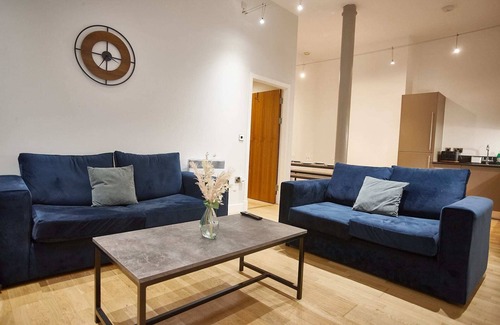 Manchester Apartment | The Safire Suite Summ