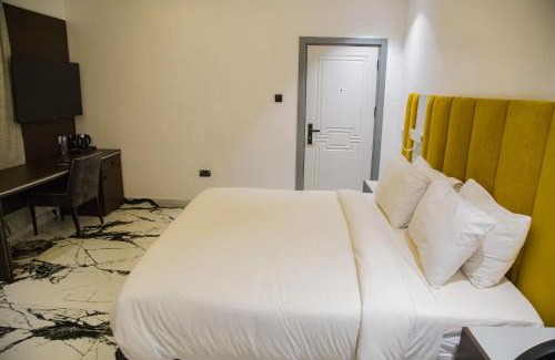 Ikeja Hotel | The Safron Hotel