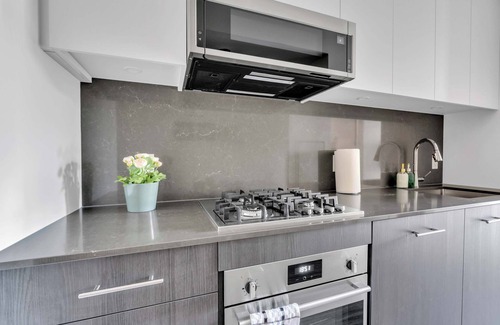 Eau Claire Apartment | The Sage Nook DT Gym River Walk