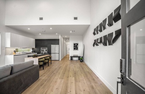 OST - South Union House | The Saint Zane Lofts Duplex