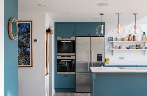 Chichester House | The Salt House - Luxury Home with Pool & Hot Tub