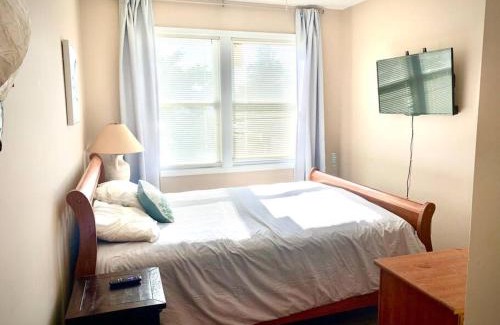 Seaside Heights House | The Salt Life- Entire Home 8 Bdrm 3bath & GameRoom