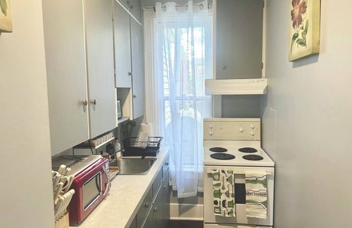Bridgewater Apartment | The Salt + Soul Suite – Cozy Apt 5
