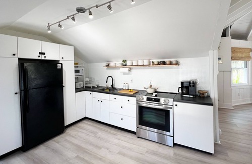 Ocean Bay Park House | The Salted Bungalow: A boutique Fire Island beach retreat.