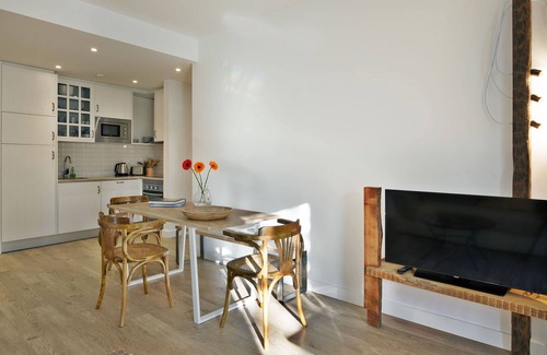 Lagos City Center Apartment | The Salty Lodge