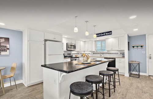 Flagler Beach Condo | The Salty Pelican - Beach Front Condo - LBTR #34535