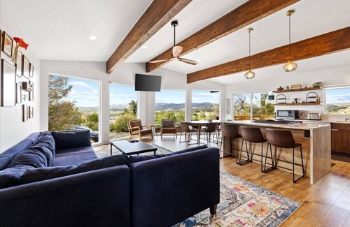 Prescott Heights House | The Sanctuary at Prescott Heights |Majestic Views |Luxe Prescott Sanctuary |Golf