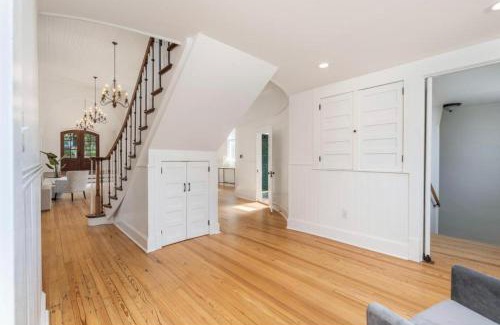 Staunton Villa | The Sanctuary:Downtown Staunton