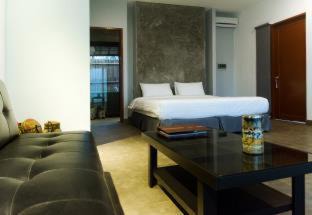 Vang Vieng Resort | The Sanctuary Nam Ngum Beach Resort