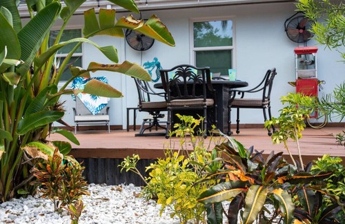 Bradenton Apartment | The Sand Dollar Cottage