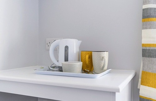 Tramore Apartment | The Sand Dunes Room (@BurrowLodge)