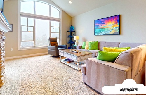 Seaside House | THE SANDBOX at Seaside Beach - Riverfront