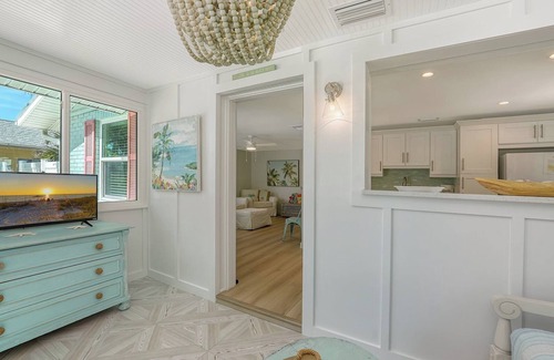 Ilexhurst Cottage | The Sandbox in Holmes Beach