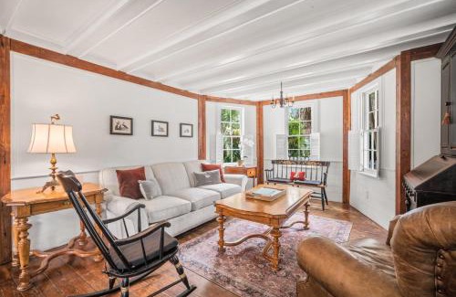Historic District House | The Sandpiper - Just Steps to Downtown Beaufort and Beaufort River