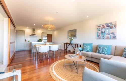 Onetangi Apartment | The Sands Apartment 19 | Stay Waiheke