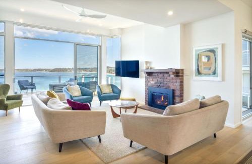 Mollymook Beach Villa | The Sands Mollymook Luxury Beach House