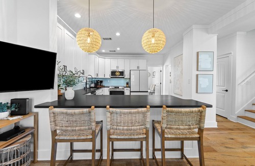 Seacrest House | "The Sands" *PRIVATE POOL* Game Room * Close to Beach * Sleeps 18