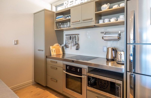 Onetangi Apartment | The Sands Villa 31 | StayWaiheke