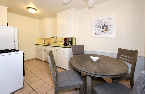 Mar Vista Apartment | The Sawtelle #6