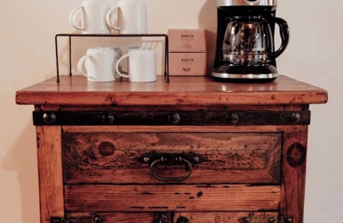 North Powder Apartment | The Scandinavian Hall All-Access