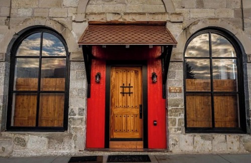 North Powder Apartment | The Scandinavian West Hall—Near Anthony Lakes!