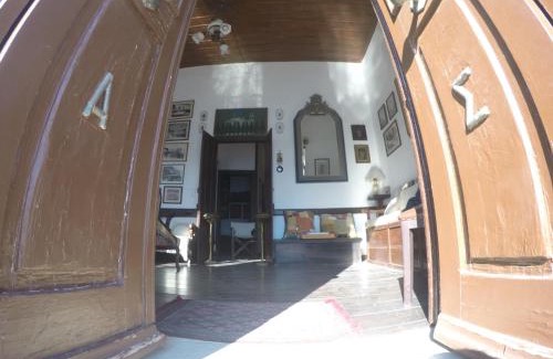 Megisti House | The Scarlet House