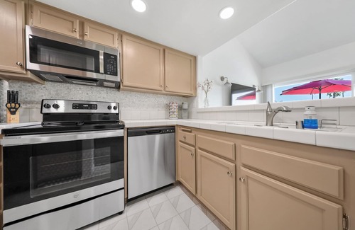 La Quinta Condo | The Scarlet - Palm Royale Country Club