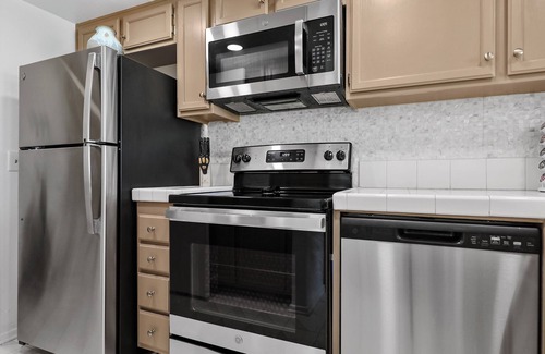 La Quinta Condo | The Scarlet - Palm Royale Country Club