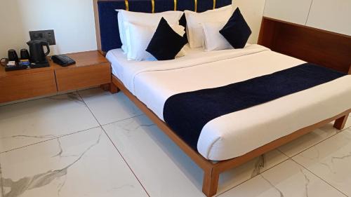 Rajpipla Hotel | The Scenic Unity