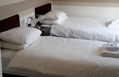 Stretton Bed & Breakfast | The School House