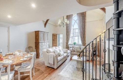 Dymock House | The School Room