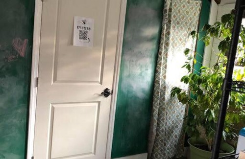Fentress House | The Schoolhouse vintage home on the farm