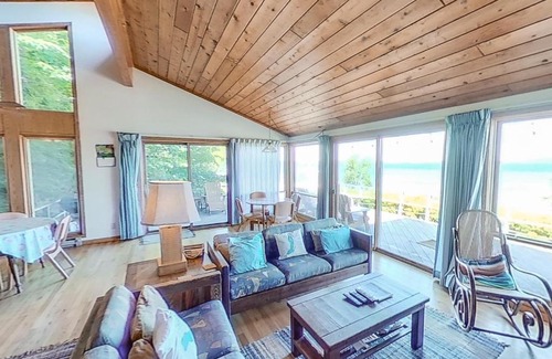 Frankfort House | The Schrubery