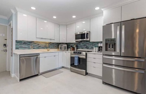 North Myrtle Beach Condo | The Sea Cabin w/Partial Ocean View & Pool; Near Pier, Golf