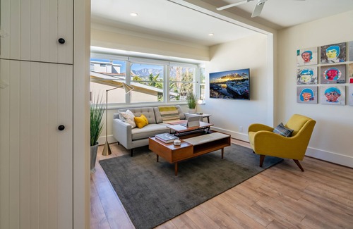 East Beach House | The Sea Captain's Loft - West Beach Charm