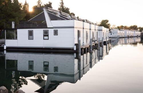 Piran Boat Rental | The Sea Lodges Portoroz - Hausboot Floating Sea House