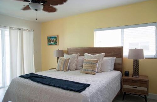Colliers Bay House | The Sea Spray at Cottages