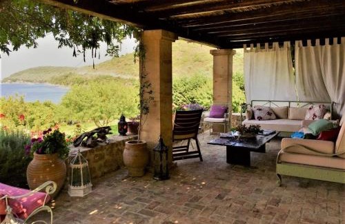 Nea Peramos Villa | The Seacret Beachfront Villa