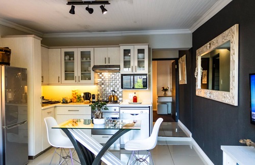 Sandbaai House | The Seagull Hermanus