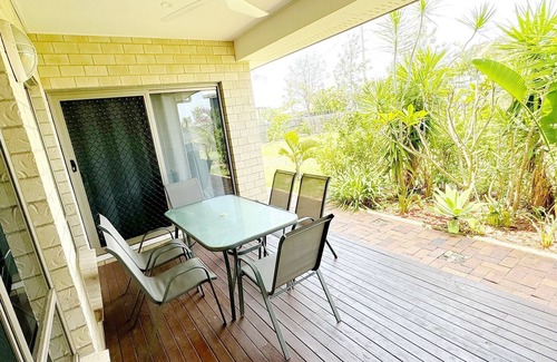 Pialba House | The Seahaven-Modern Holiday Home - CoastHM