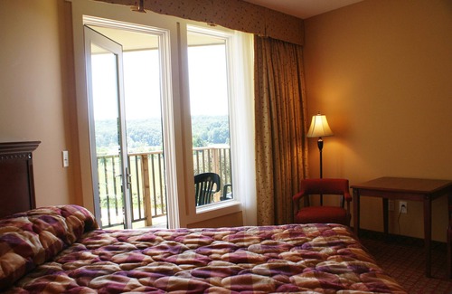 Nashville Cabin | The Seasons Lodge