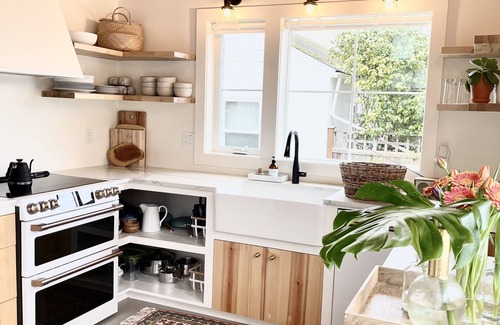 Gatewood House | The Seattle House - Guest House with a View in West Seattle.