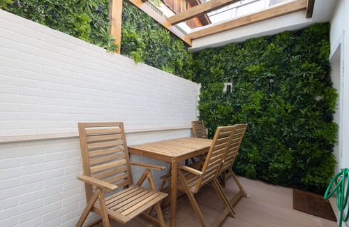 Agia Paraskevi House | The Secret Garden Stay