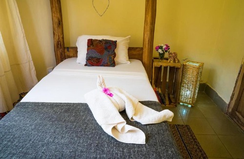 Moshi Bed & Breakfast | The Secret Garden Hotel